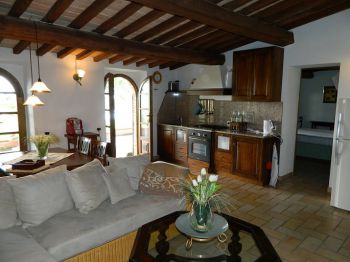 Wohnraum mit Küche Casa Infantino